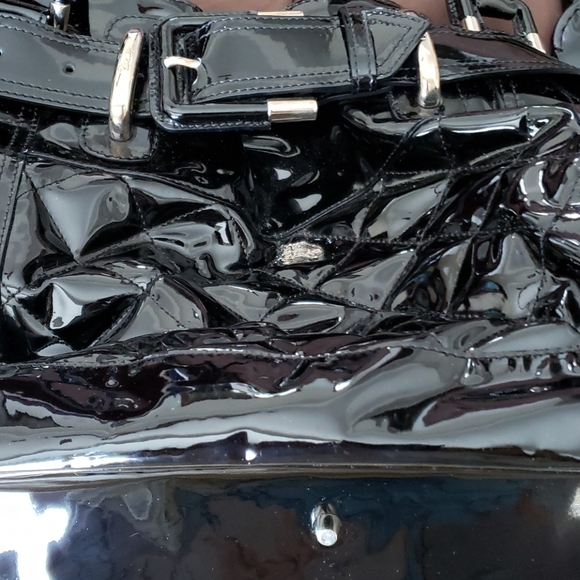 Burberry quilted patent leather large silver tone (price is firm) - Picture 3 of 12